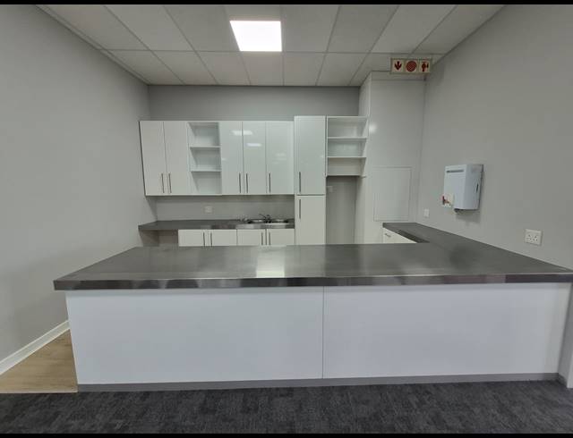 439M² OFFICE TO LET IN RIVONIA